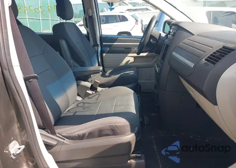 2010 Dodge Grand Caravan Se from USA, damaged, VIN 2D4RN4DE4AR443428